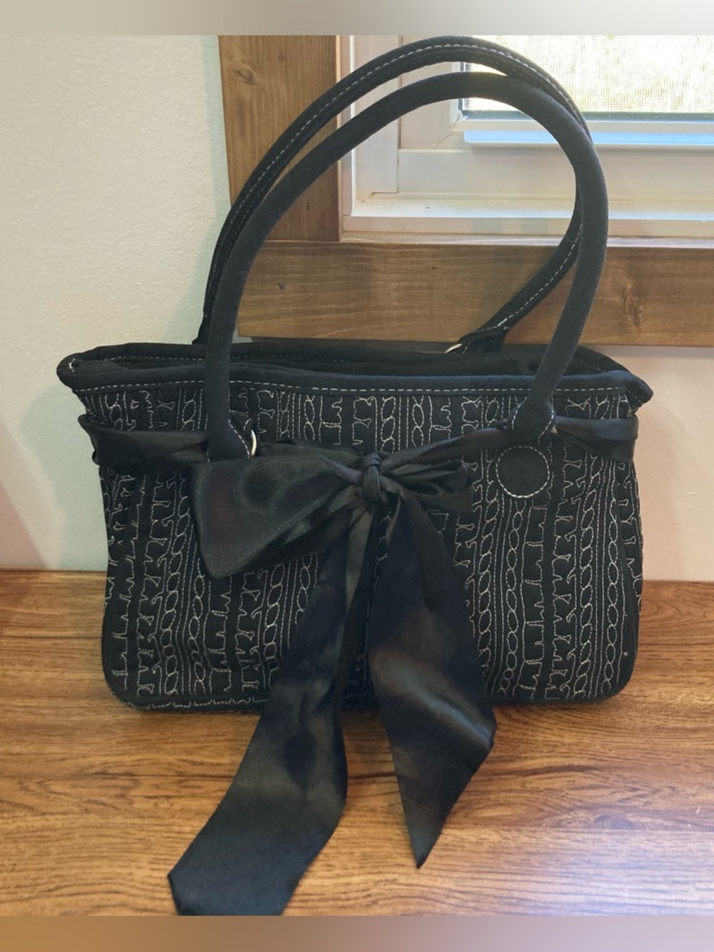 Black w/ White Embroidery Cotton Fabric Purse